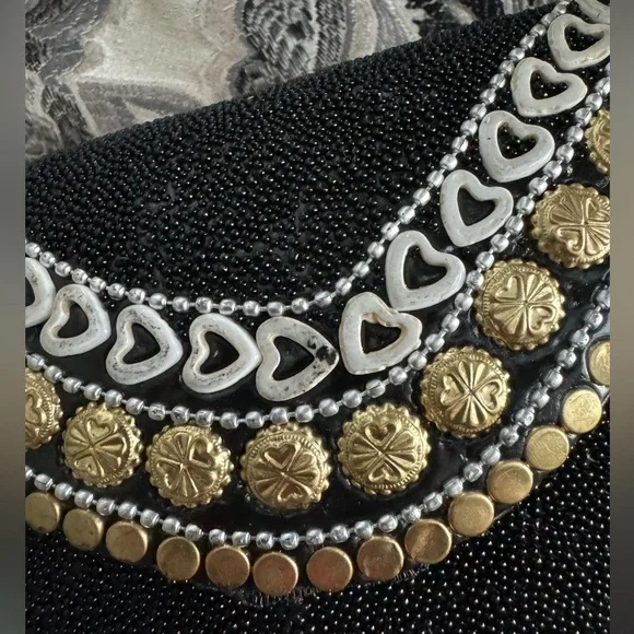 New! Ramla Heart Shaped Metal Clutch/Crossbody - Picture 7 of 9